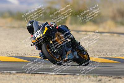 media/Dec-17-2022-SoCal Trackdays (Sat) [[224abd9271]]/Turn 7 Set 1 (1125am)/